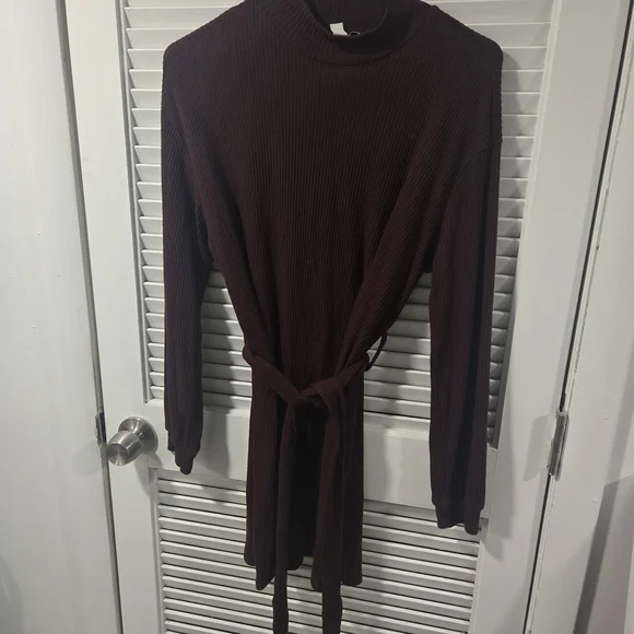 Sold - Picture 4 of 6